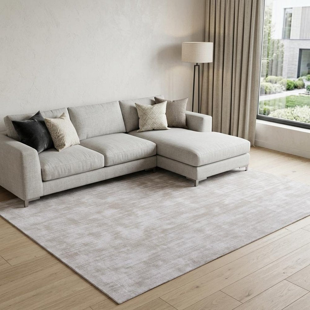 9' X 12' Ivory and Light Gray Abstract Hand Loomed Area Rug
