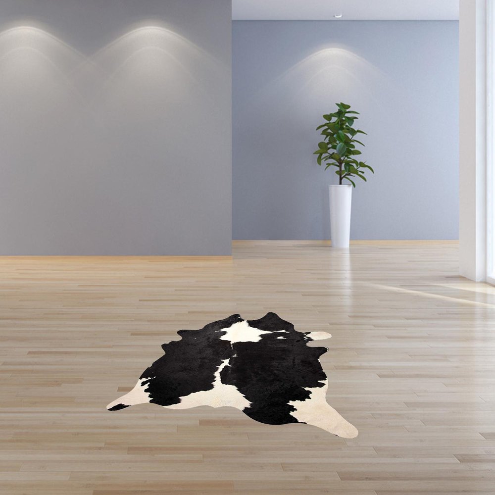 6' X 7' Black Cowhide Handmade Area Rug