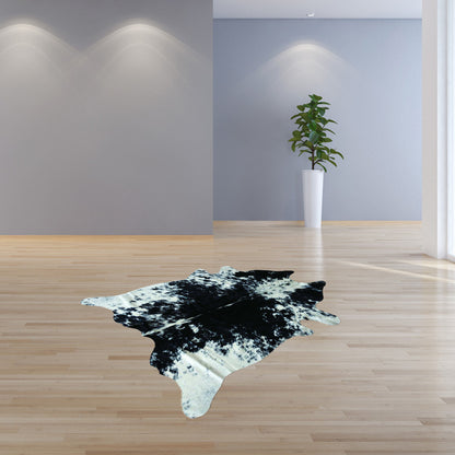 6' X 7' Black and White Cowhide Cowhide Area Rug