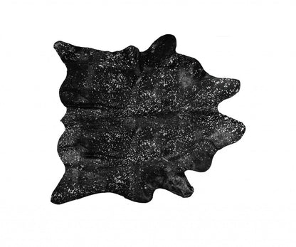 6' X 7' Red And Silver Cowhide Area Rug