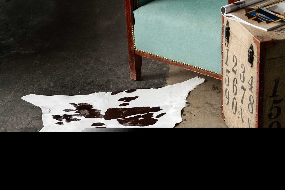 2' X 3' Black And White Cowhide Abstract Hand Woven Area Rug