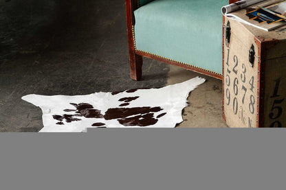 2' X 3' Black And White Cowhide Abstract Hand Woven Area Rug