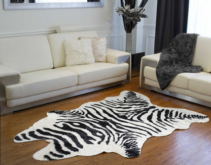 5' X 7' Black And White Faux Cowhide Zebra Print Area Rug