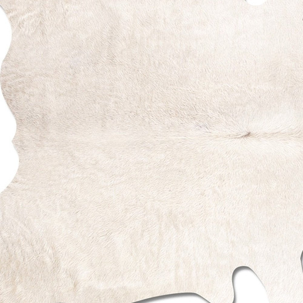 5' X 7' Off White Cowhide Cowhide Print Area Rug