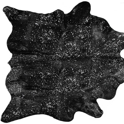 5' X 7' Black And Gold Cowhide Cowhide Print Area Rug