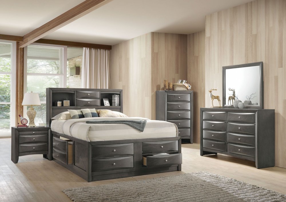 32" Gray Wood Five Drawer Dresser