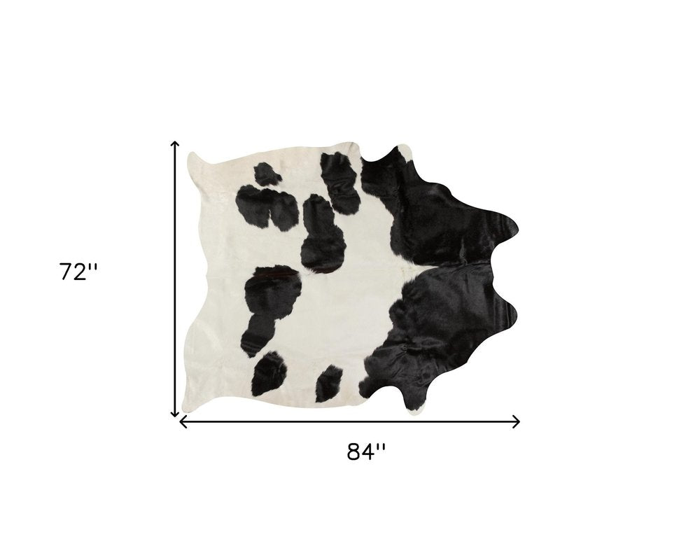 6' X 7' Black And White Cowhide Cowhide Print Area Rug