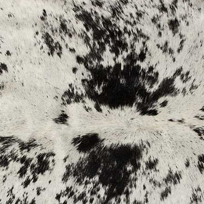 6' X 7' Black And White Cowhide Area Rug