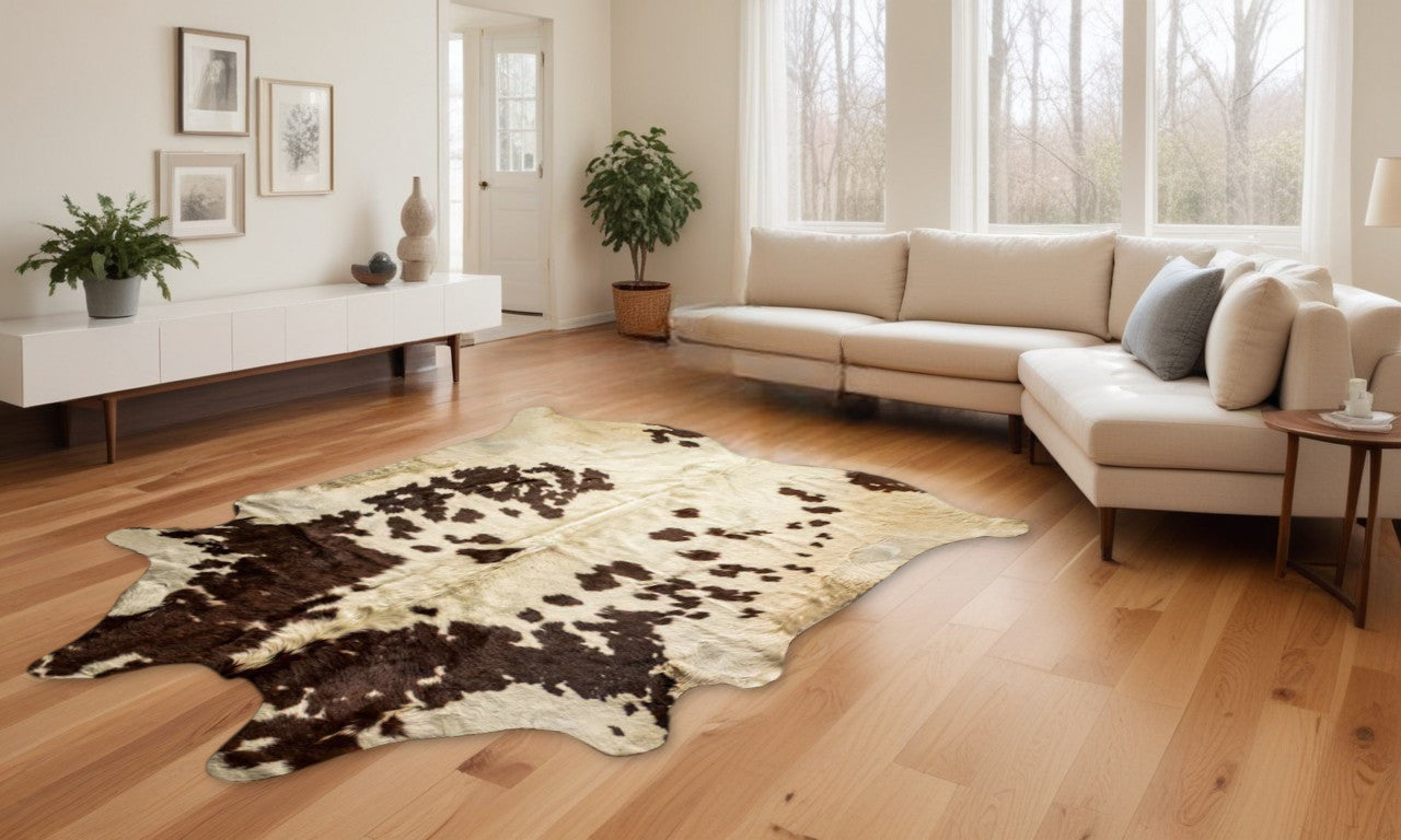 6' X 7' Brown and White Cowhide Handmade Area Rug