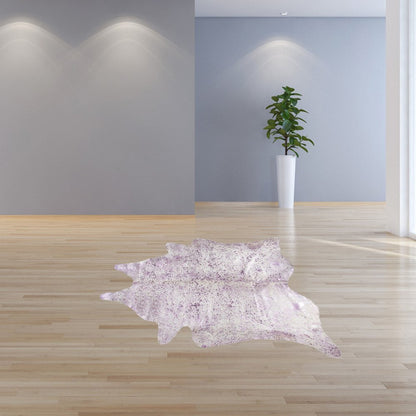 6' X 7' Black And Silver Cowhide Cowhide Print Area Rug