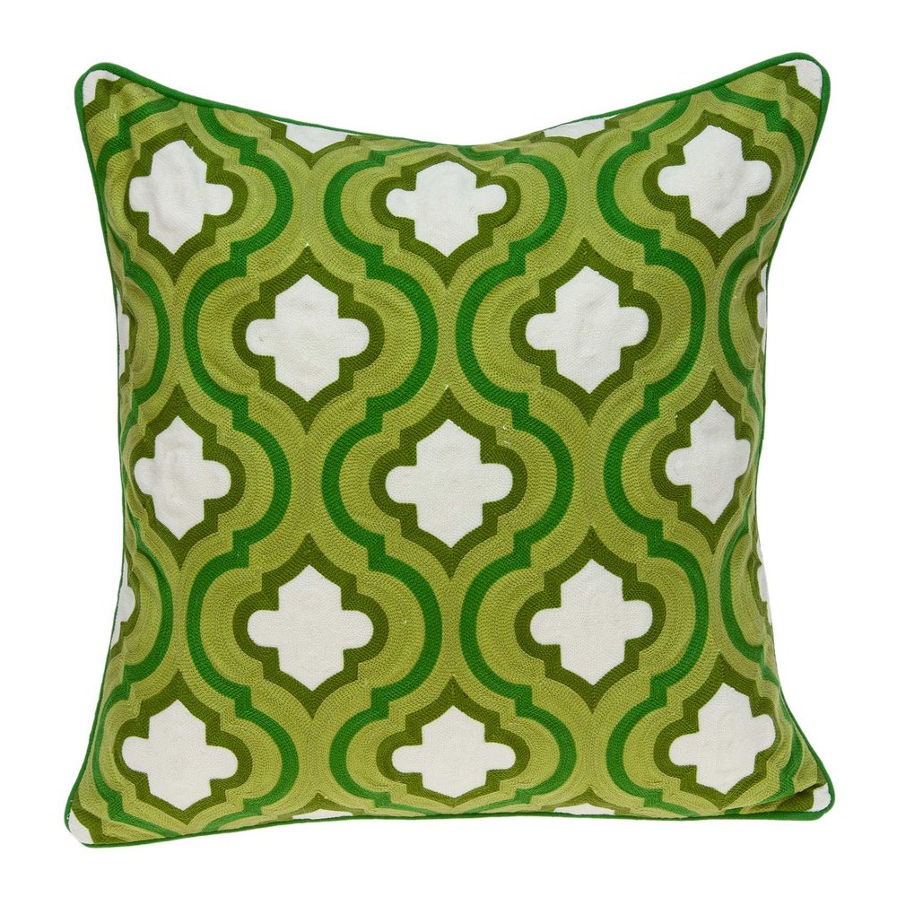 20" Green And White Quatrefoil Cotton Throw Pillow