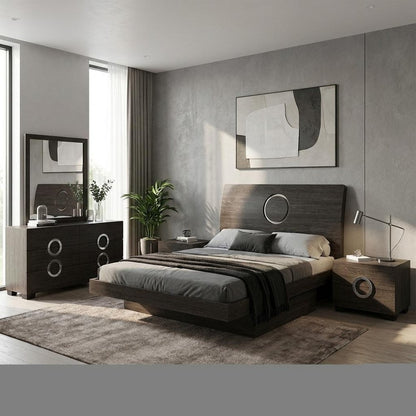 Four Piece Gray Solid Wood Bedroom Set With Mirror
