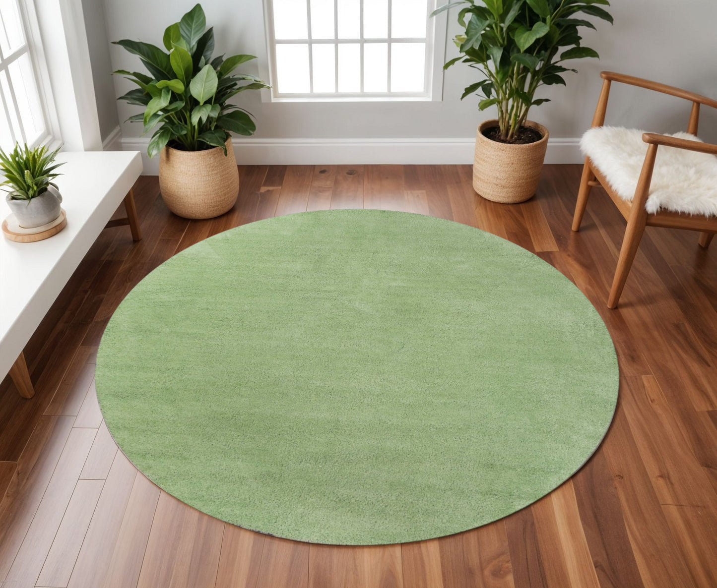 8' Green Round Hand Woven Area Rug