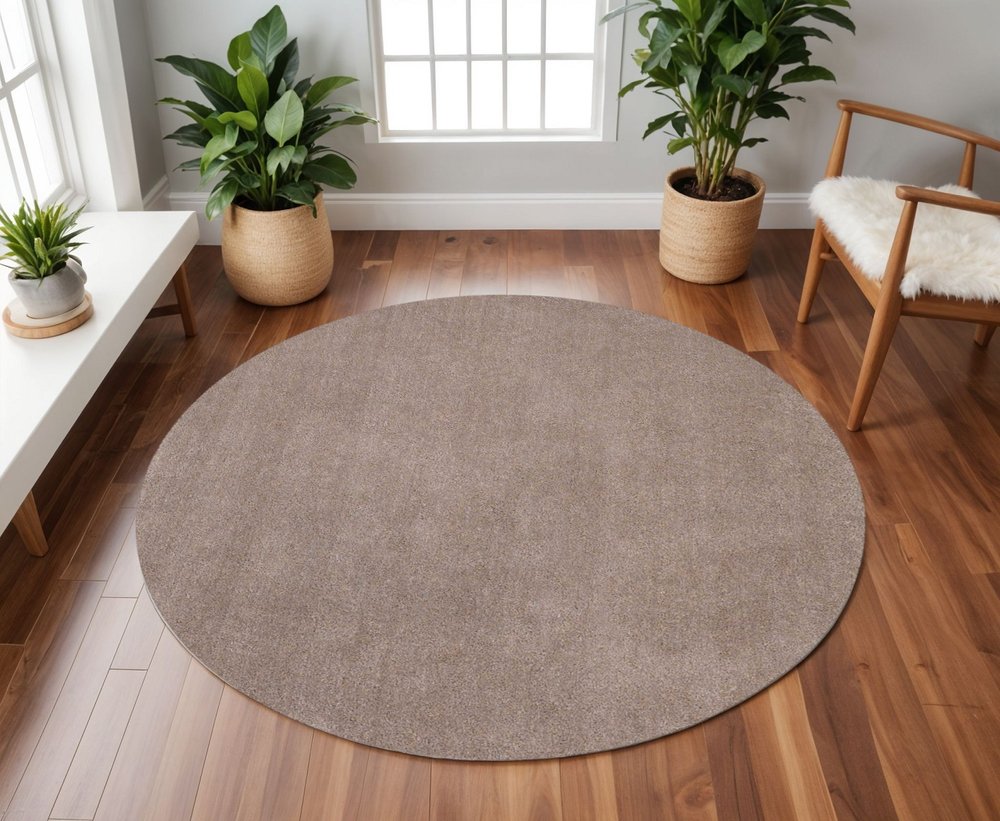 8' X 10' Beige Shag Hand Woven Area Rug