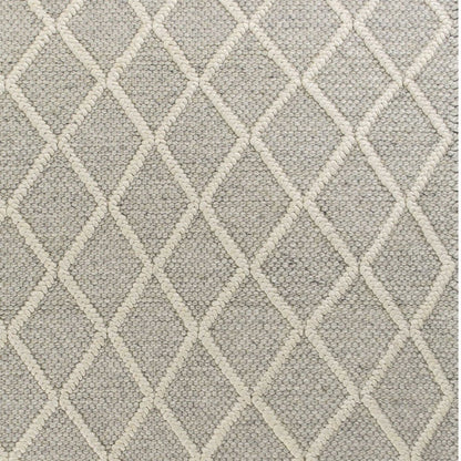 5' X 7' Gray And Ivory Wool Diamond Hand Woven Area Rug