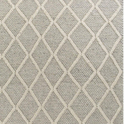 3' X 5' Gray And Ivory New Zealand Lambs Wool Diamond Area Rug