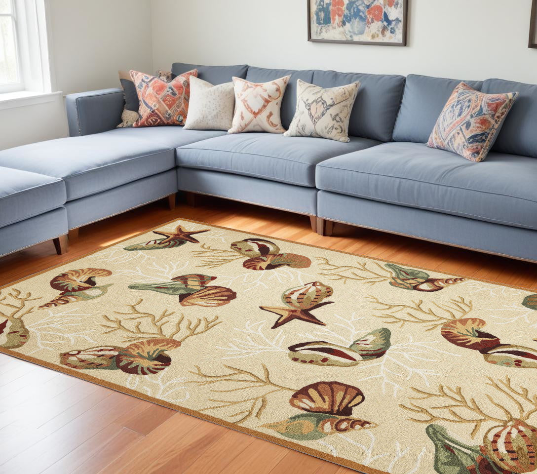 5' X 7' Beige Corals And Shells Indoor Area Rug