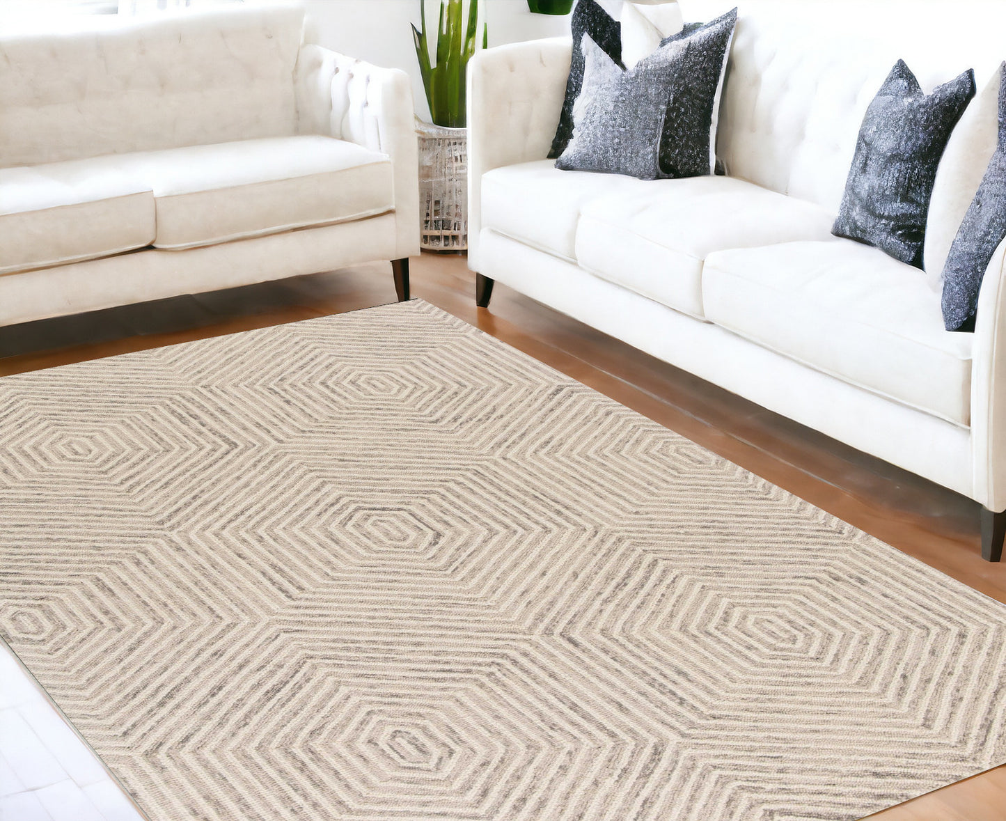 5' X 7' Ivory Geometric Hexagon Wool Indoor Area Rug