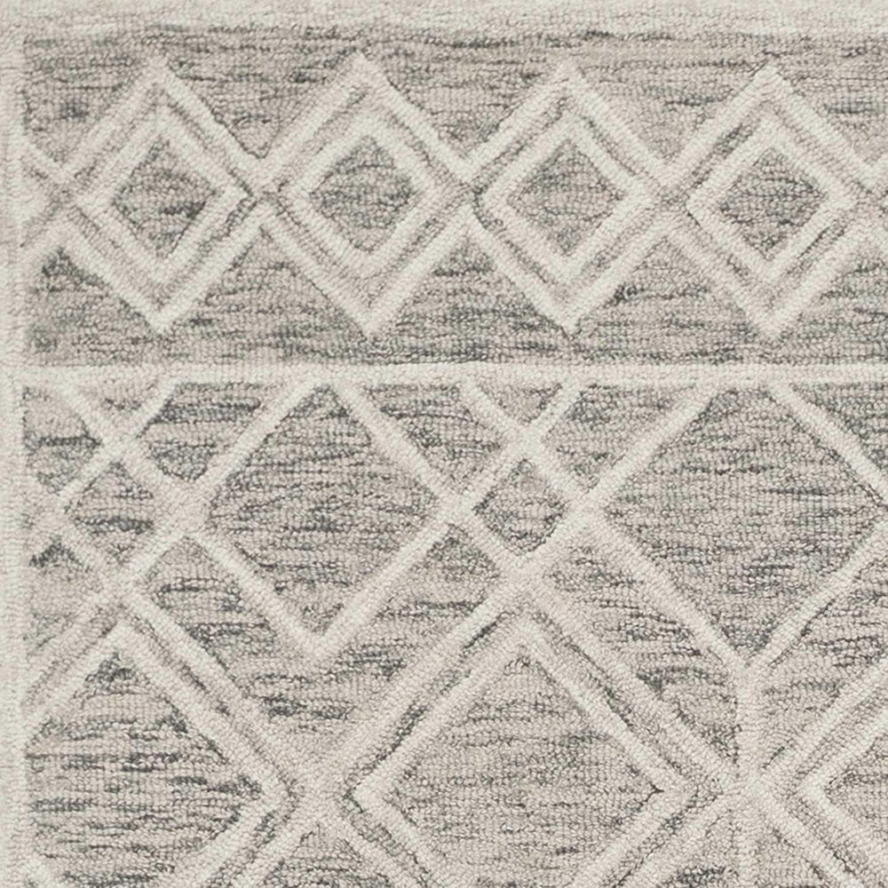 8' X 10' Sand Beige And Ivory Wool Geometric Hand Tufted Area Rug