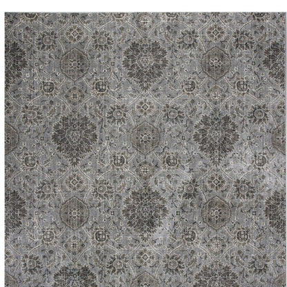 8' X 11' Silver Machine Woven Traditional Floral Indoor Area Rug