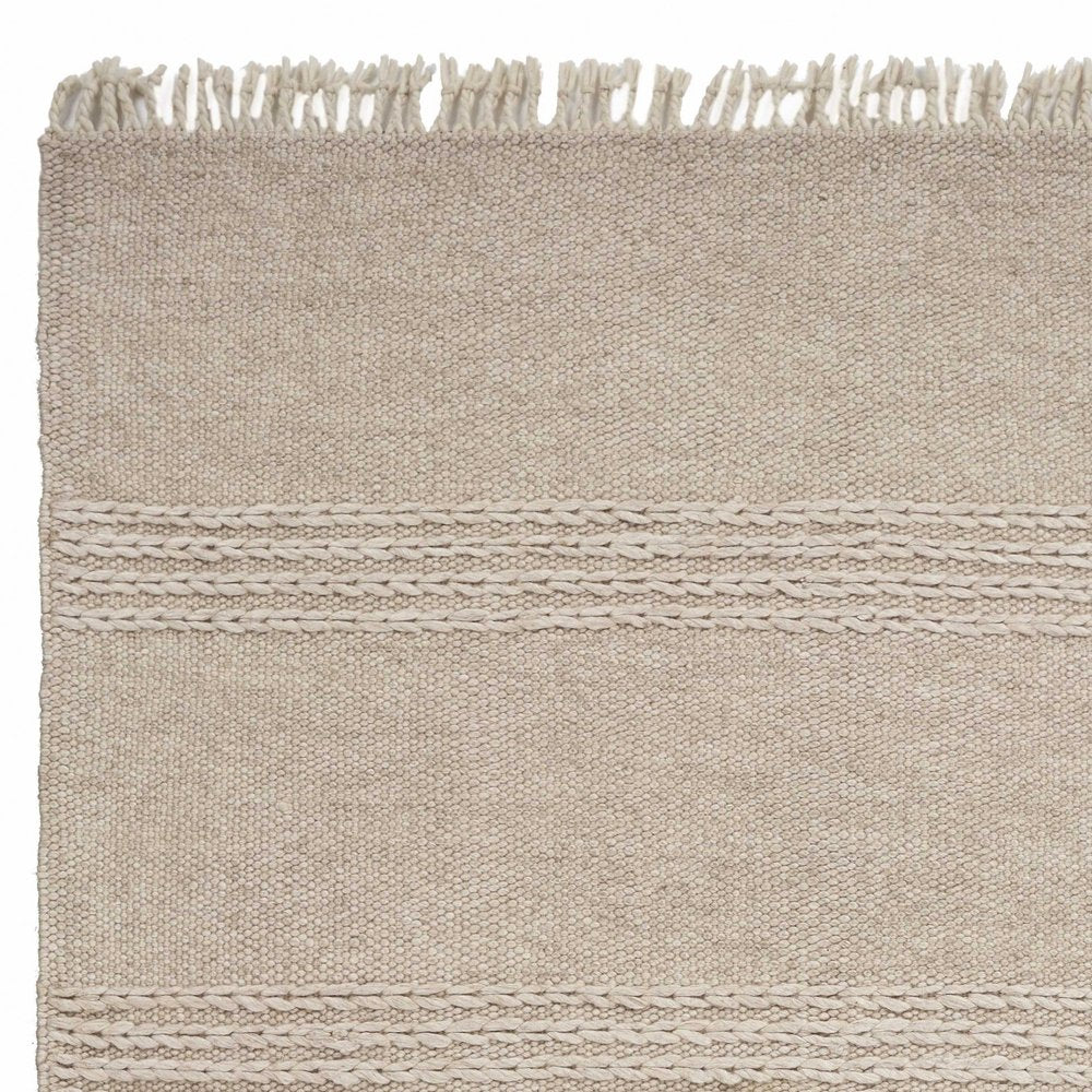 5' X 8' Beige Wool Hand Woven Area Rug With Fringe