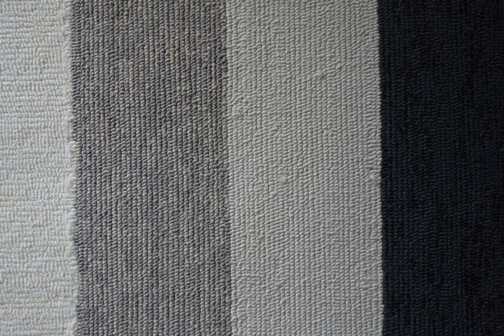 8' X 11' Black And Gray Geometric Hand Hooked Area Rug