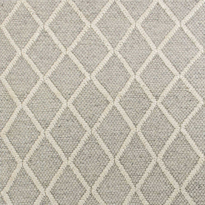 5' X 7' Gray And Ivory Wool Diamond Hand Woven Area Rug