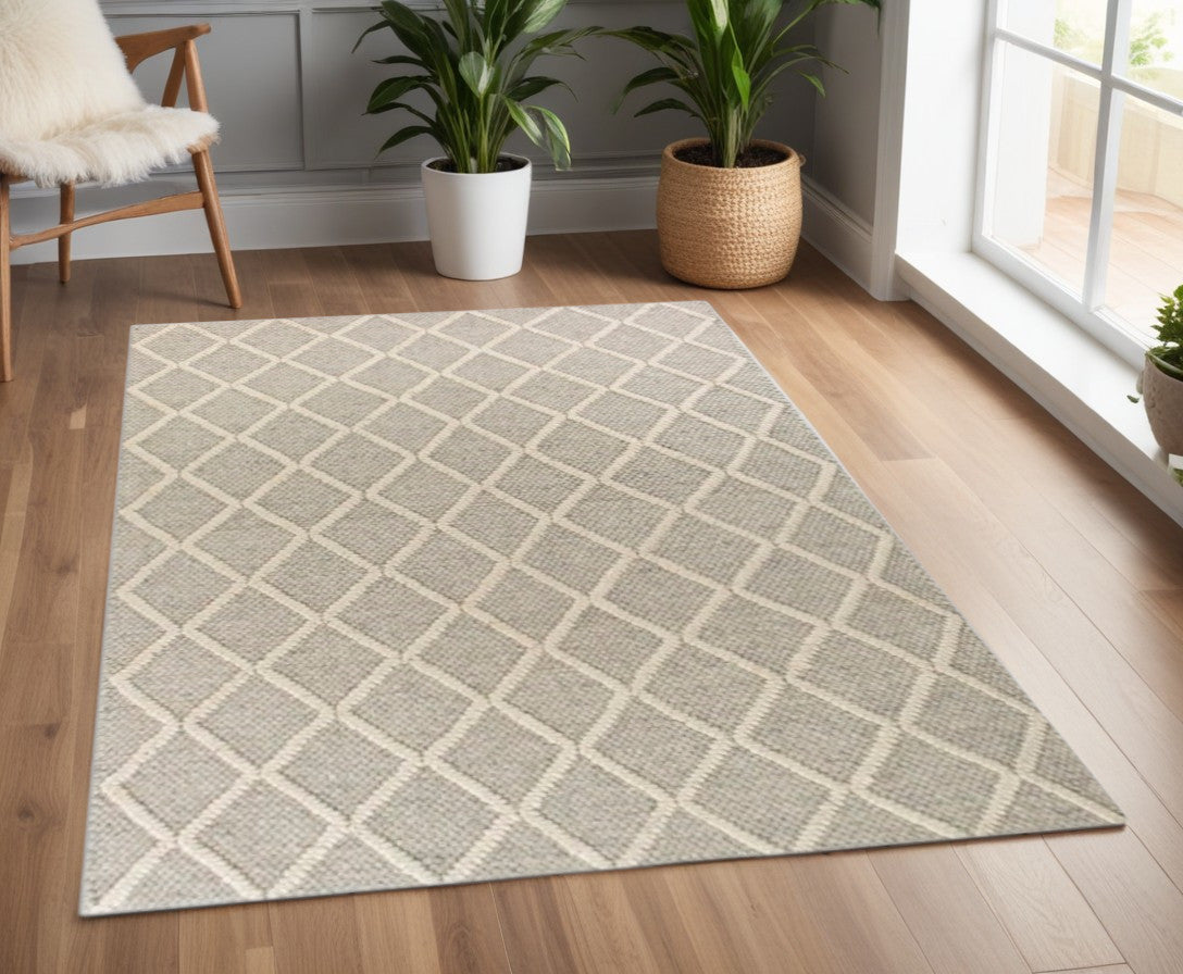 5' X 7'  Wool Grey Area Rug