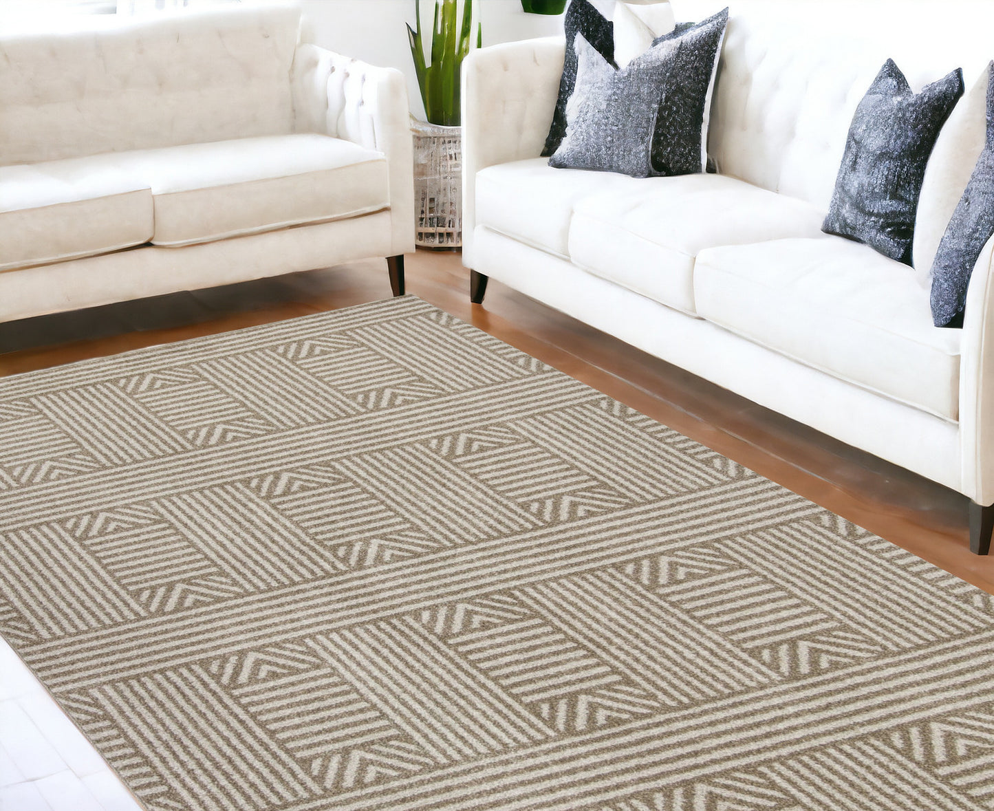 5' X 8' Beige and Ivory Geometric Indoor Outdoor Area Rug