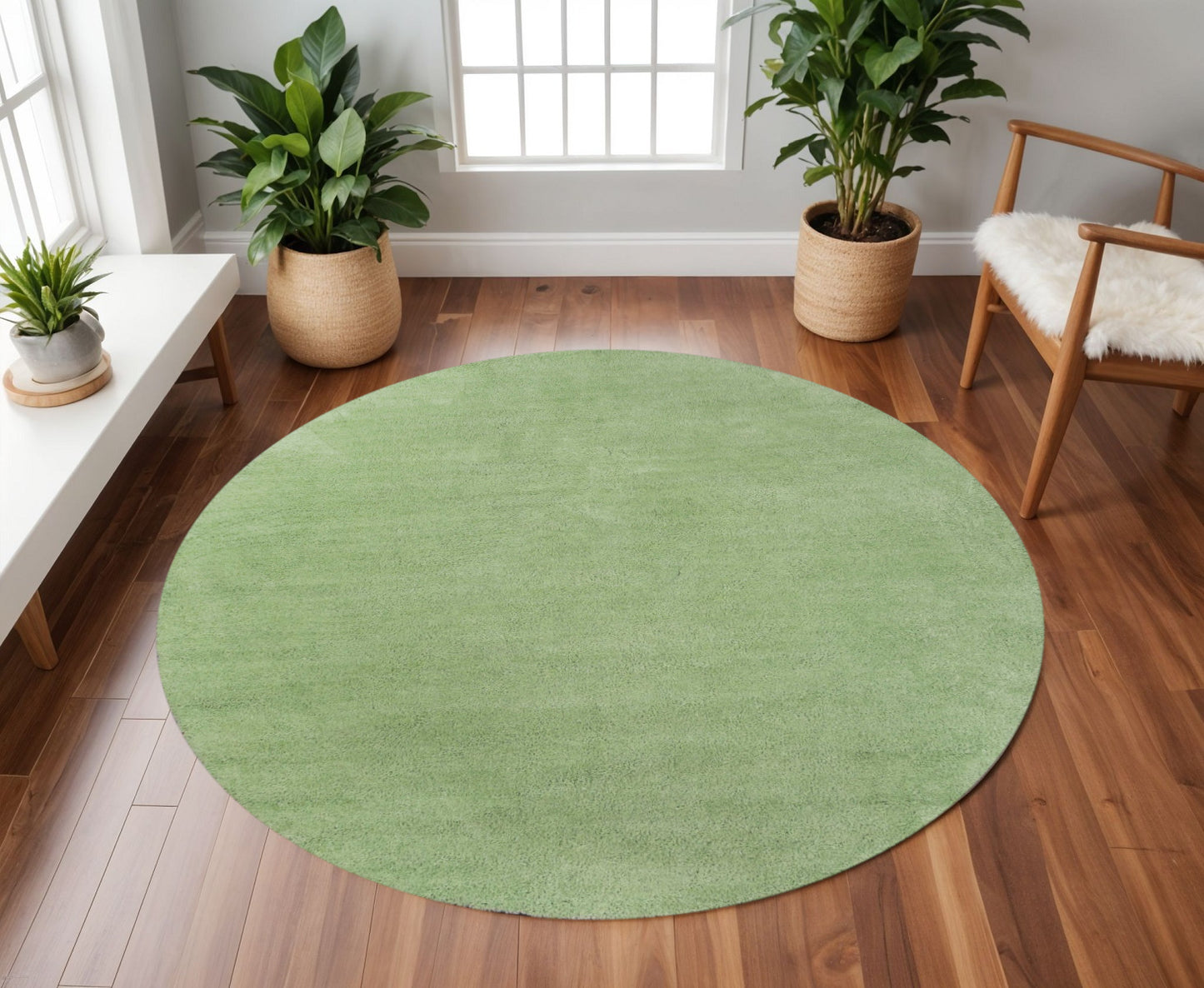 8' Green Round Hand Woven Area Rug