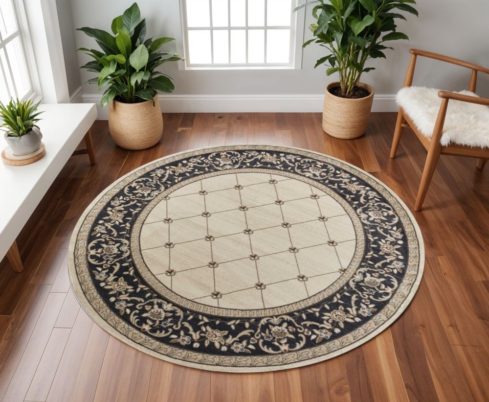 8' X 10' Ivory And Gray Floral Area Rug