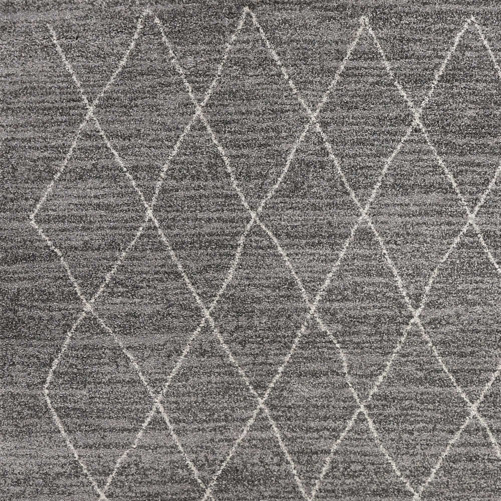 5' X 8' Gray And Ivory Geometric Area Rug