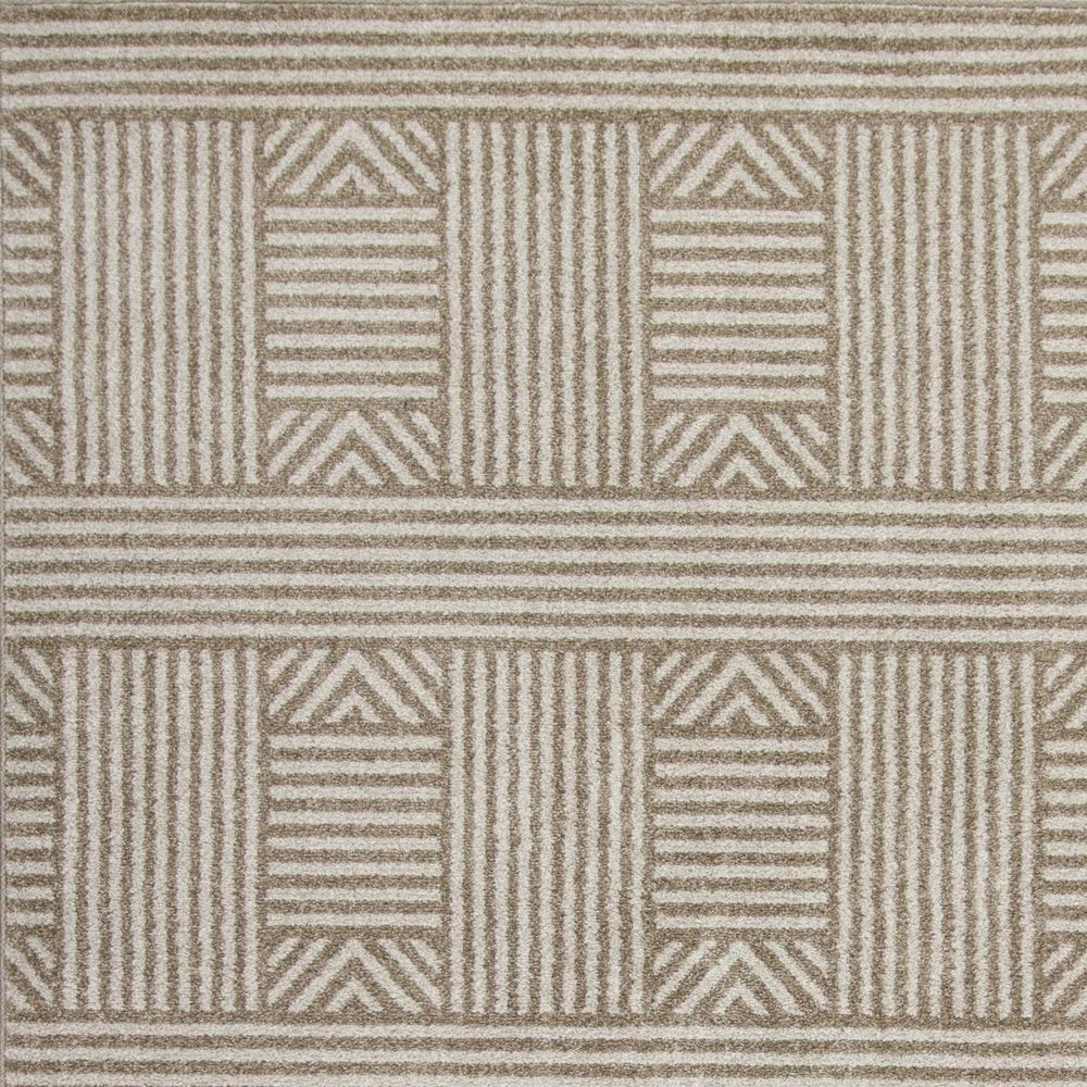 8' X 11' Beige Southwestern Indoor Outdoor Area Rug