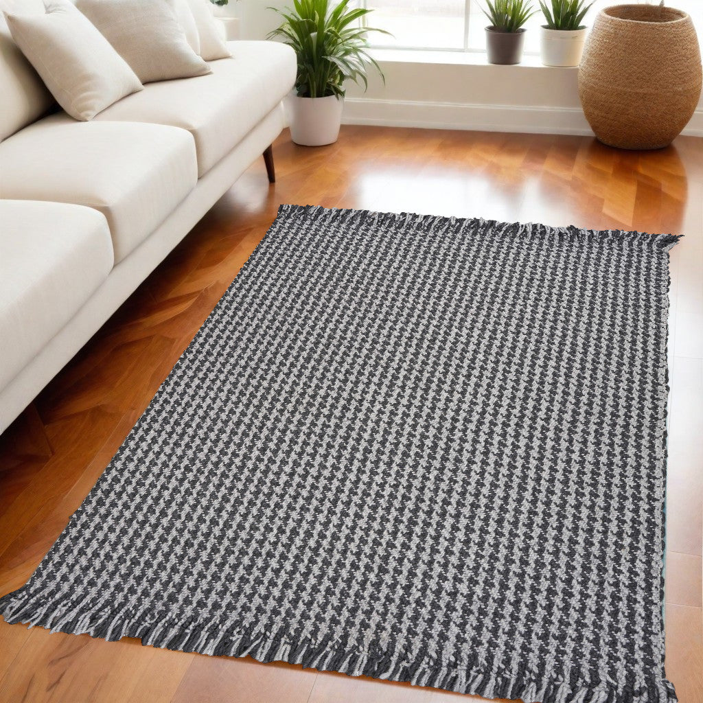 5' X 8' Grey Hand Woven Houndstooth Indoor Area Rug