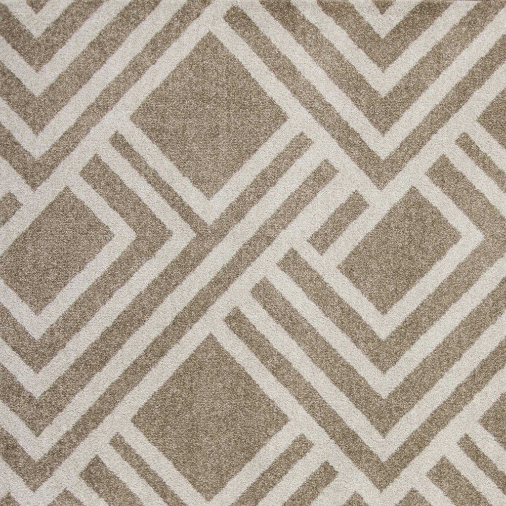7' X 10' Beige and Ivory Geometric Indoor Outdoor Area Rug