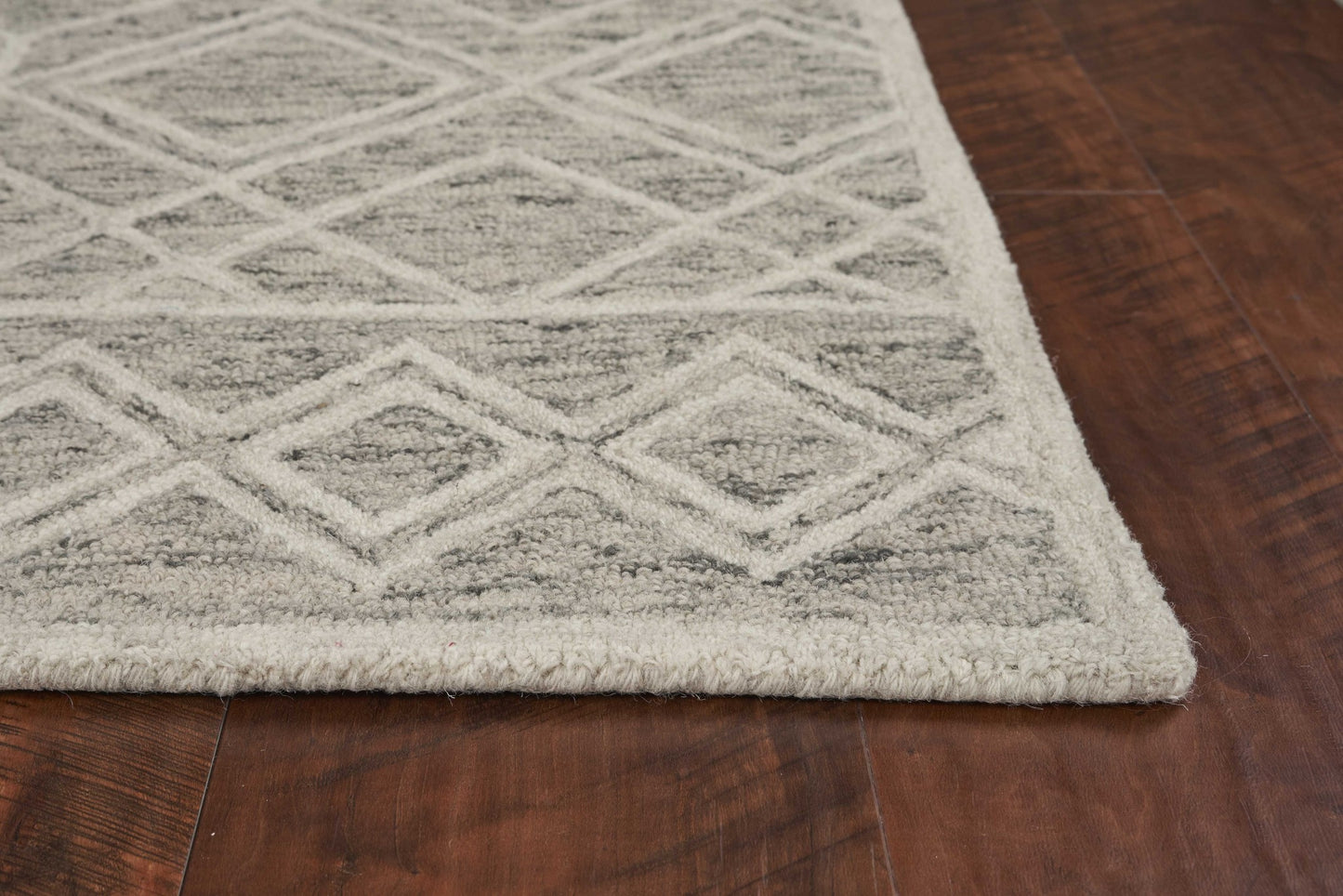 5' X 7' Sand Geometric Diamond Wool Indoor Area Rug