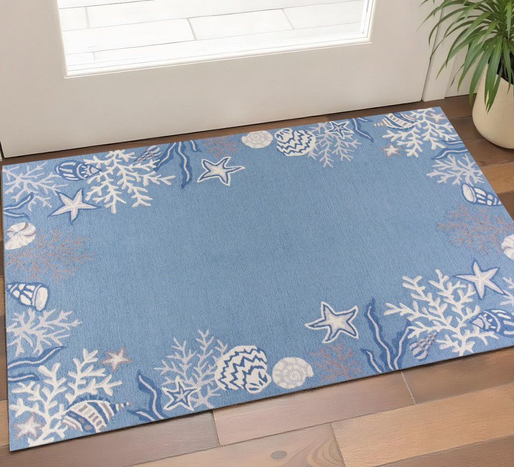 5' X 8' Blue Gray And White Fish and Coral Hand Tufted Area Rug