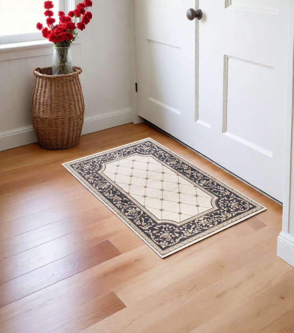 8' Ivory Or Grey Polypropylene Runner Rug