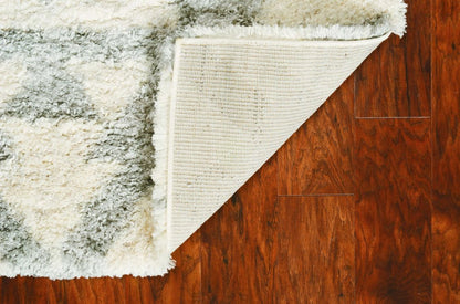8' X 10' Ivory And Gray Geometric Area Rug