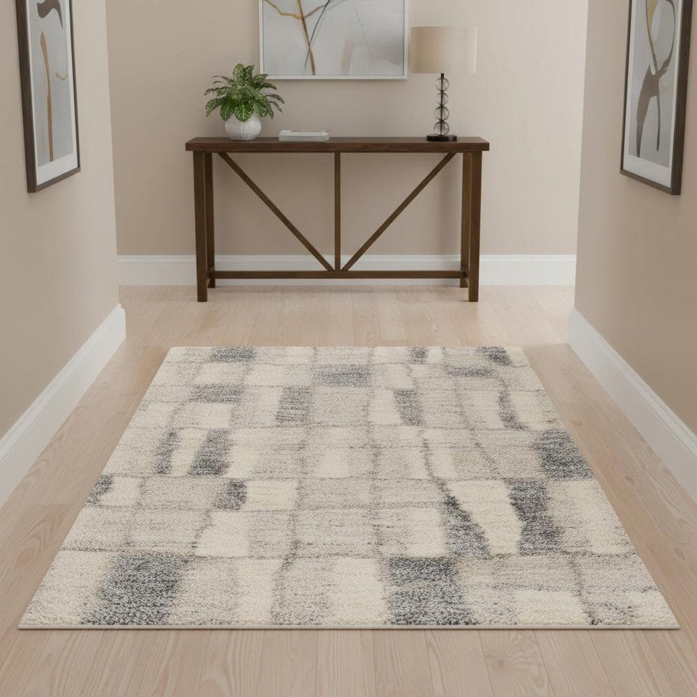 7' X 9' Ivory and Blue Area Rug