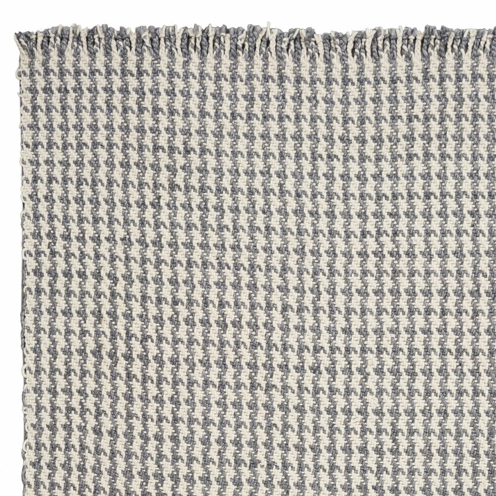 3' X 5' Gray and Ivory Wool Houndstooth Hand Woven Area Rug