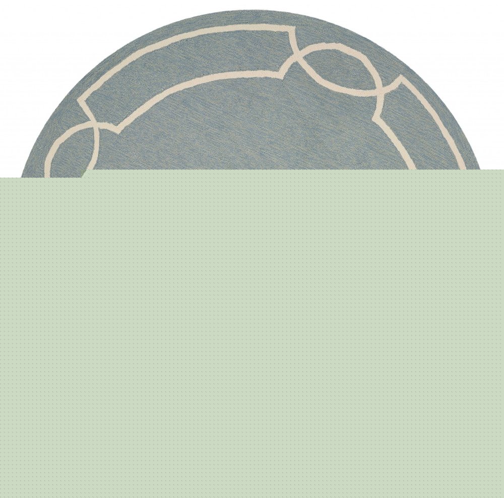 5' X 7' Gray And Ivory Handmade Indoor Outdoor Area Rug