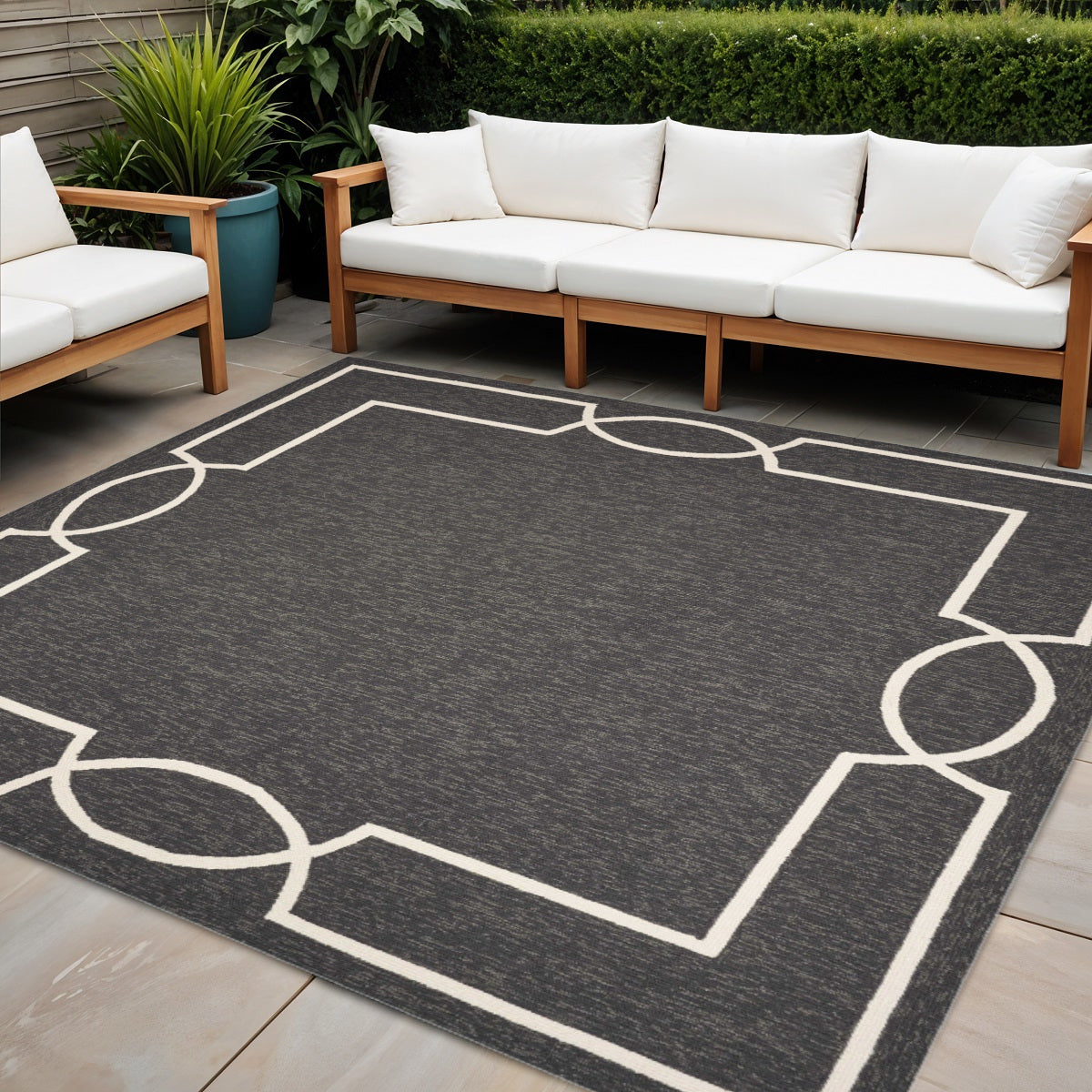 7' X 10' Black And White Geometric Indoor Outdoor Area Rug