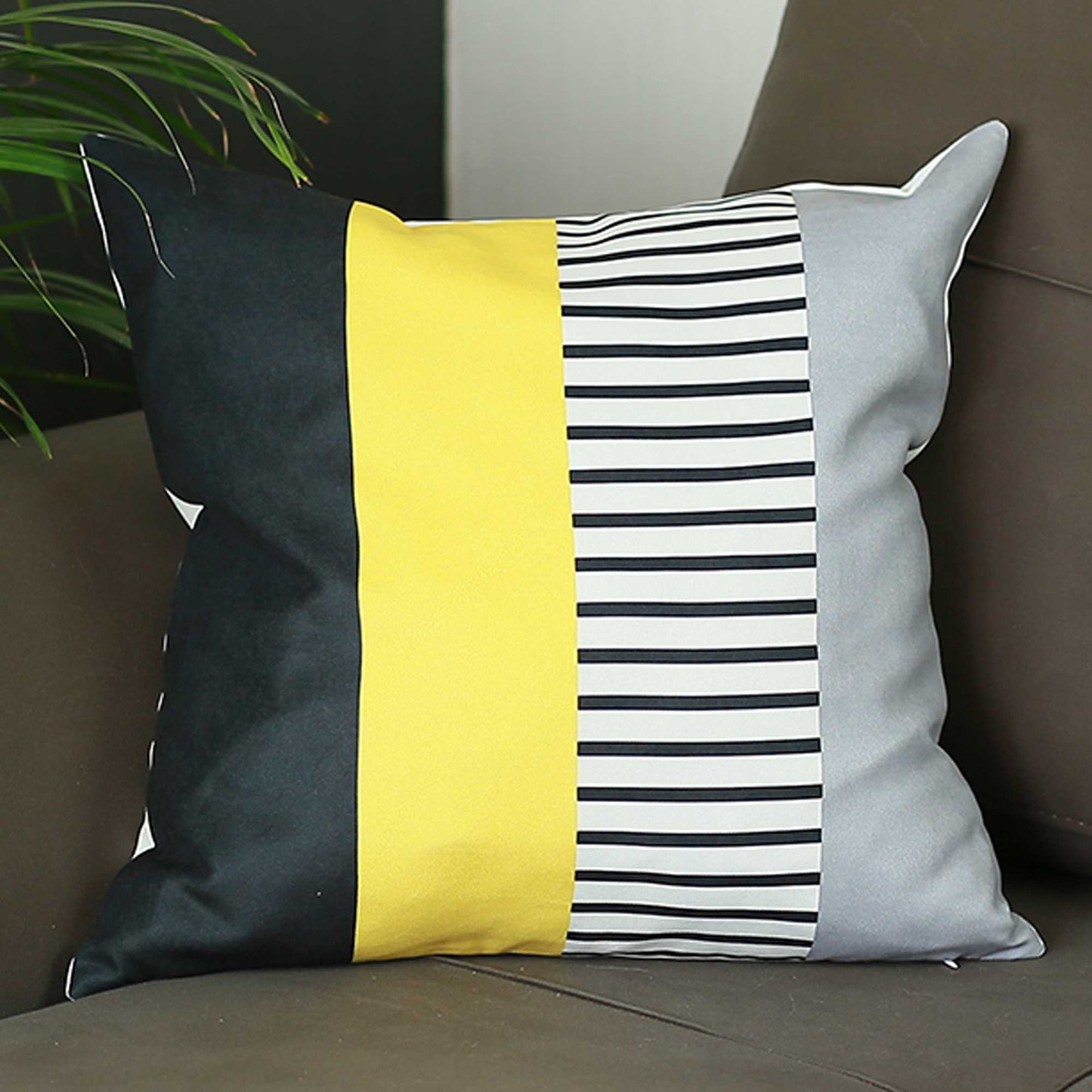 18" X 18" Black and Yellow Polyester Pillow Cover