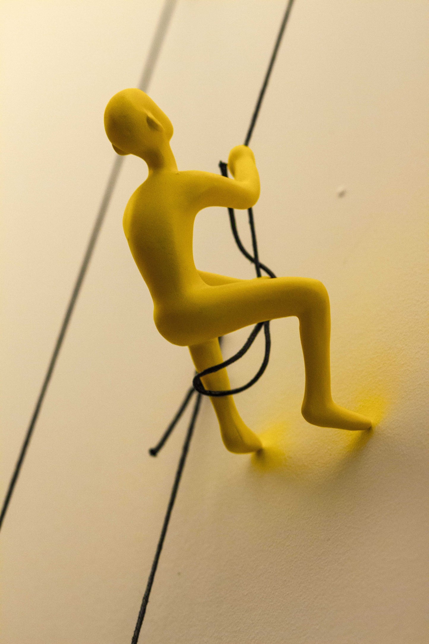 6" X 3" Yellow Resin Novelty Hanging Dimensional Sculpture