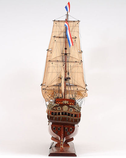 9.5" X 28.5" X 26" Mediumfriesland