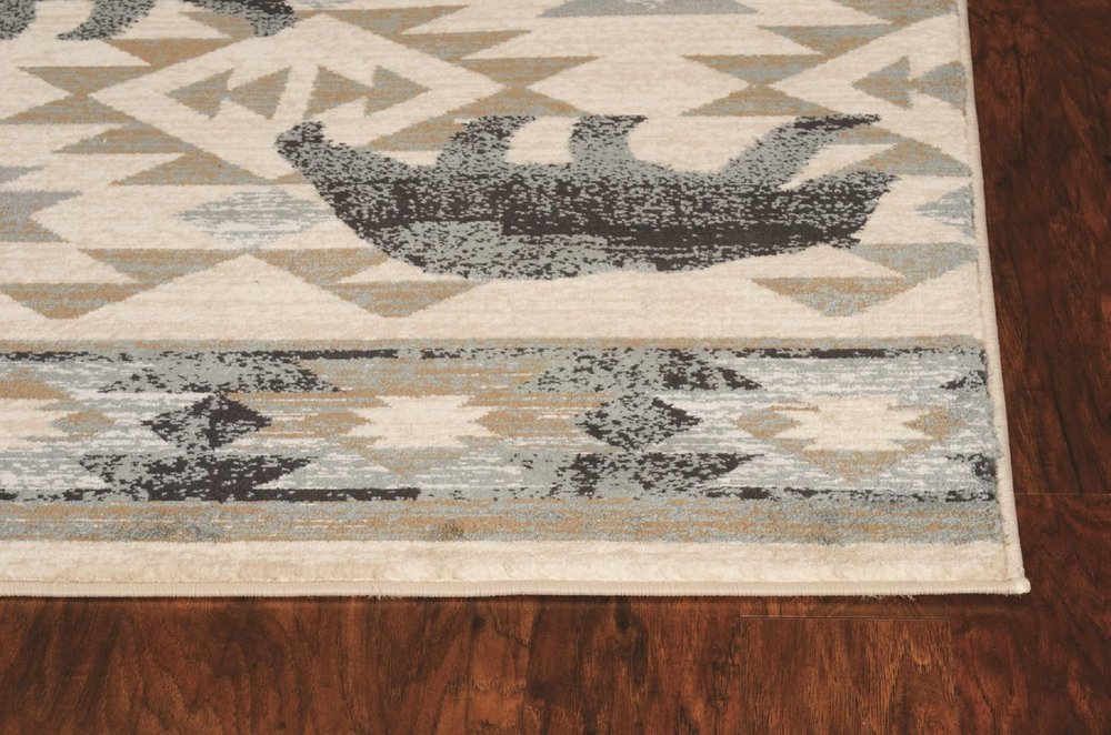 5' X 8' Ivory And Blue Woodland Lodge Area Rug