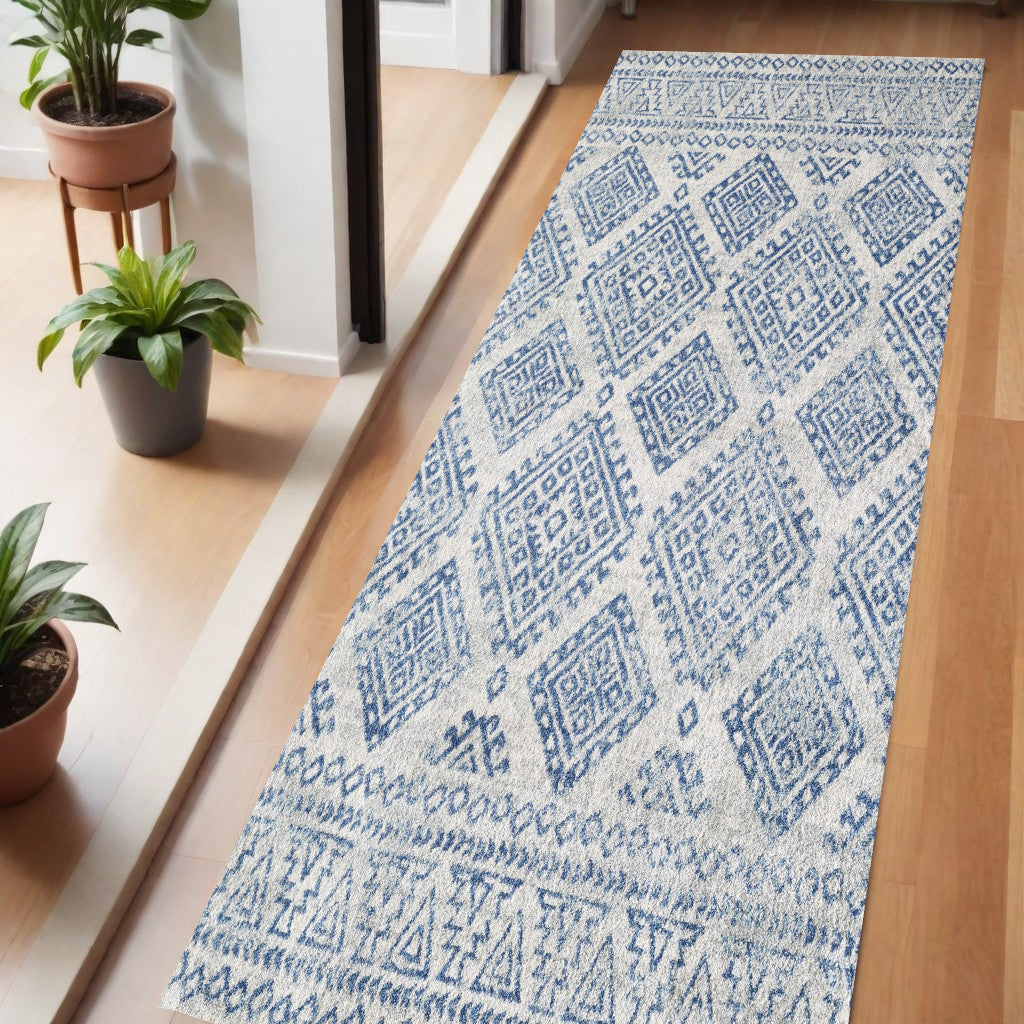 7' X 7' Ivory and Blue Runner Rug