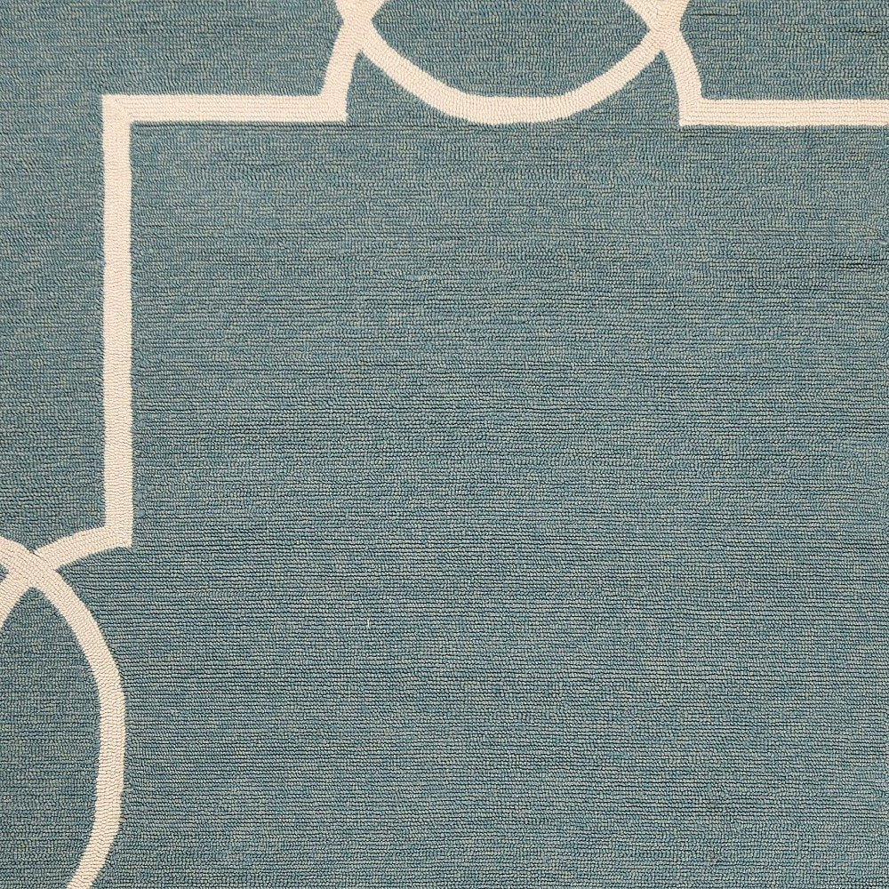 8' X 11' Gray And Ivory Handmade Indoor Outdoor Area Rug