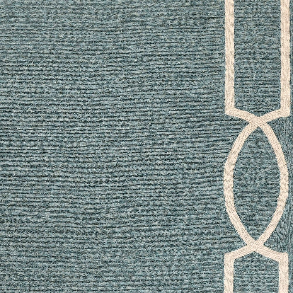 5' X 7' Gray And Ivory Handmade Indoor Outdoor Area Rug